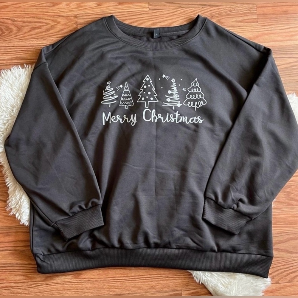 Merry Christmas Sweatshirt NWOT